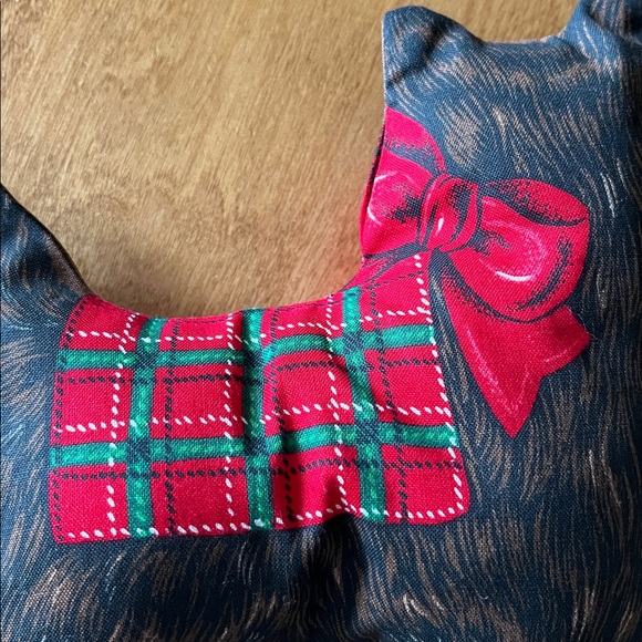 Vintage Red and Green Plaid Christmas Doll and Dog Holiday Pillow Set - Picture 9 of 16